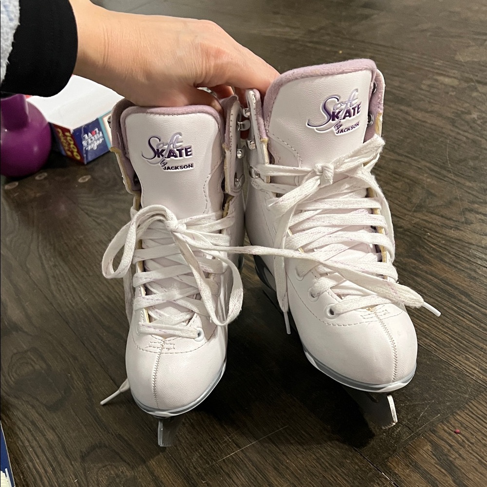 JACKSON Junior Ice Skates size 13J